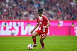 拜仁本赛季46场比赛已打进154球，追平上赛季56场比赛进球总数