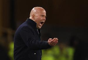 TA点评利物浦遭巴黎淘汰：红军进攻无果，埃基蒂克受伤赛季报销