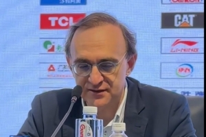 乌戈：今天篮板控制得不错 但我们的防守还要更强硬