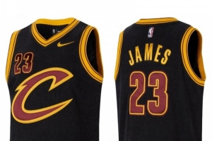 经典大C！耐克将推出詹姆斯在骑士夺冠十周年纪念款23号黑色球衣