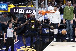 詹姆斯：季后赛一切重启的感觉太让人兴奋了 不知我还有几次机会