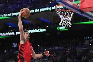 皮尔斯：开赛季前我都不知道阿夫迪亚的名字 他现在是真正的威胁