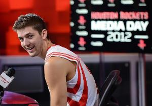 帕森斯：球员的投票根本都是瞎填的 我打球时所有调查我都投哈登