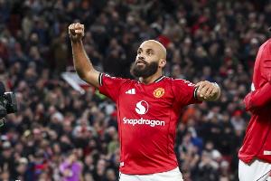 曼晚谈曼联伤情：梅努、姆伯莫预计周末复出 多尔古德里赫特未知