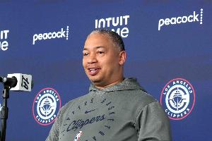 卢：过去的抗勇经验难以套用 附加赛一局定胜负没有调整空间