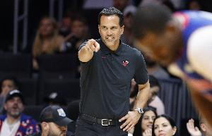 斯波：附加赛确实煎熬又刺激 但这就是大家期待的胜负攸关的比赛