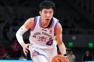 廖三宁首发26分钟 6中2&三分3中0拿6分5板5助2断1帽 正负值+12