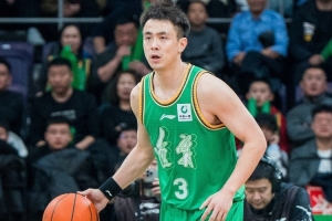 沈阳日报：近三战拼劲十足 辽篮冲刺CBA常规赛前八