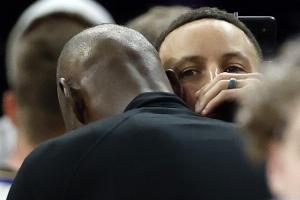 勇记：勇士最多能为詹姆斯开出1520万 还需放弃波津/巴特勒腾空间