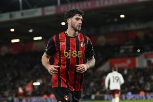 电讯报：热刺可能违规接触了塞内西，但伯恩茅斯不会因此投诉