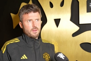 卡里克：切尔西球星云集硬实力极强，等待我们的必定是一场苦战