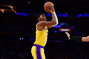 把球投进就好！八村塁半场4中3高效拿到7分2板1断1帽