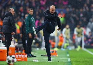 斯洛特：球队伤病实在难以置信，就算U8梯队的孩子也得随时准备好