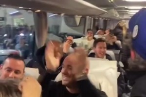 认真的？曼联球迷：舍什科，感谢你选择我们，你比约克雷斯强太多