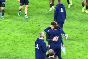 国米大家庭！看得出蓝黑世界对于巴斯托尼依旧十分爱戴❤