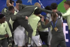 神了！哈维尔-纳瓦罗3扑点！青年欧冠皇马点球5-4逆转巴黎进决赛