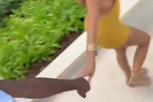 嫂子这身材太劲啦 难怪杰伦-格林一直如此卖力