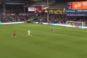 国外球迷：切尔西买加纳乔的时候没看过这个视频吗？